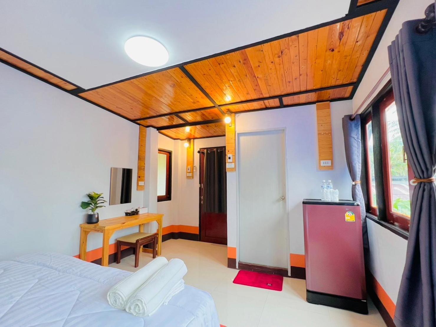 Mookboonchu Guesthouse ,Kohmook Trang Ko Mook Exterior photo