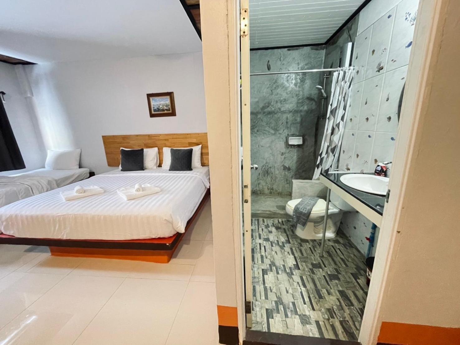 Mookboonchu Guesthouse ,Kohmook Trang Ko Mook Exterior photo