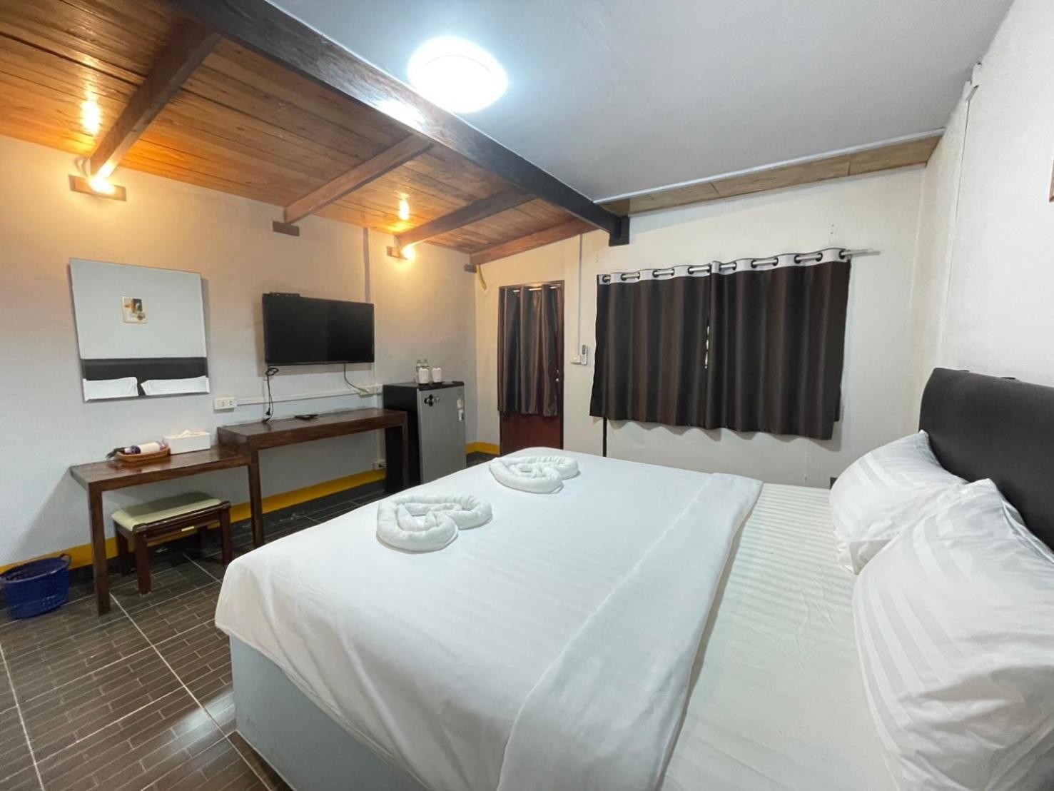 Mookboonchu Guesthouse ,Kohmook Trang Ko Mook Exterior photo