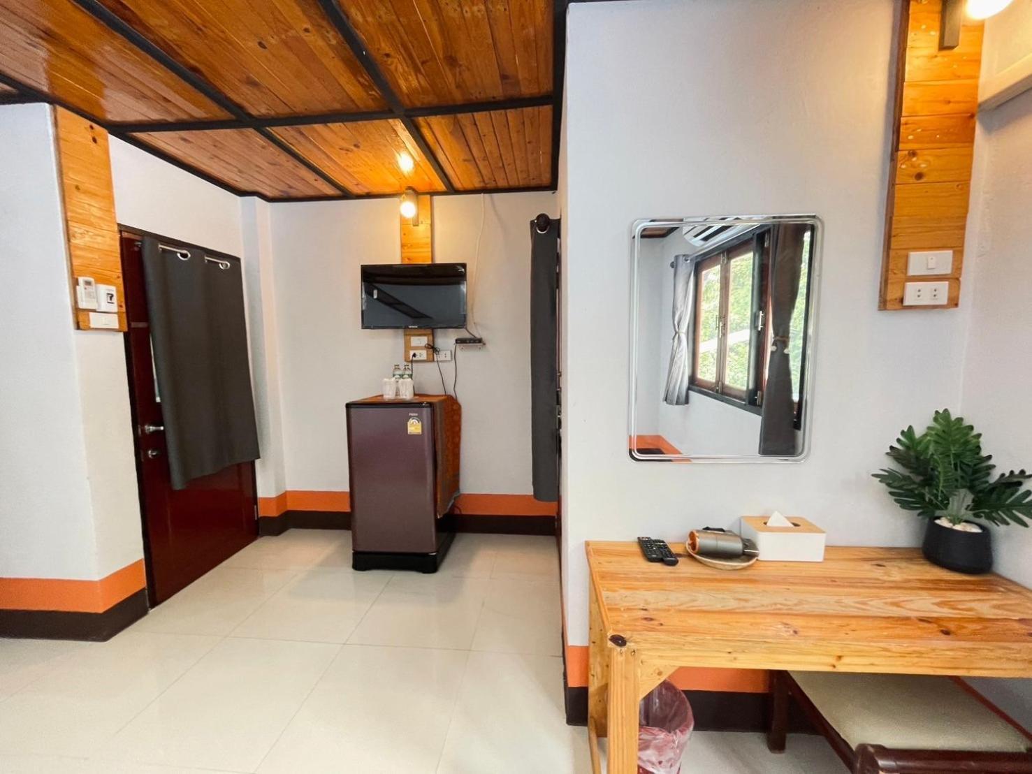 Mookboonchu Guesthouse ,Kohmook Trang Ko Mook Exterior photo