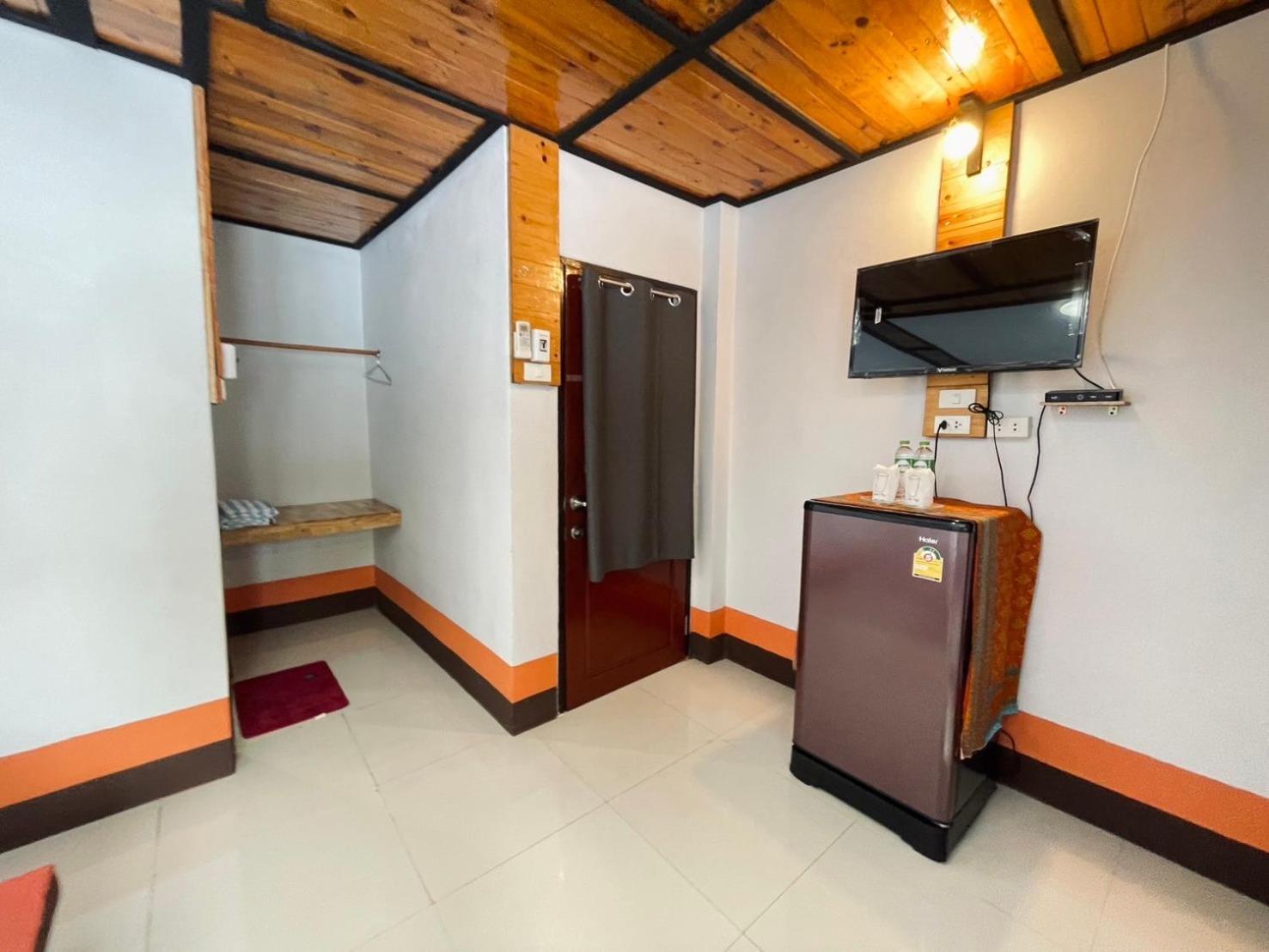 Mookboonchu Guesthouse ,Kohmook Trang Ko Mook Exterior photo