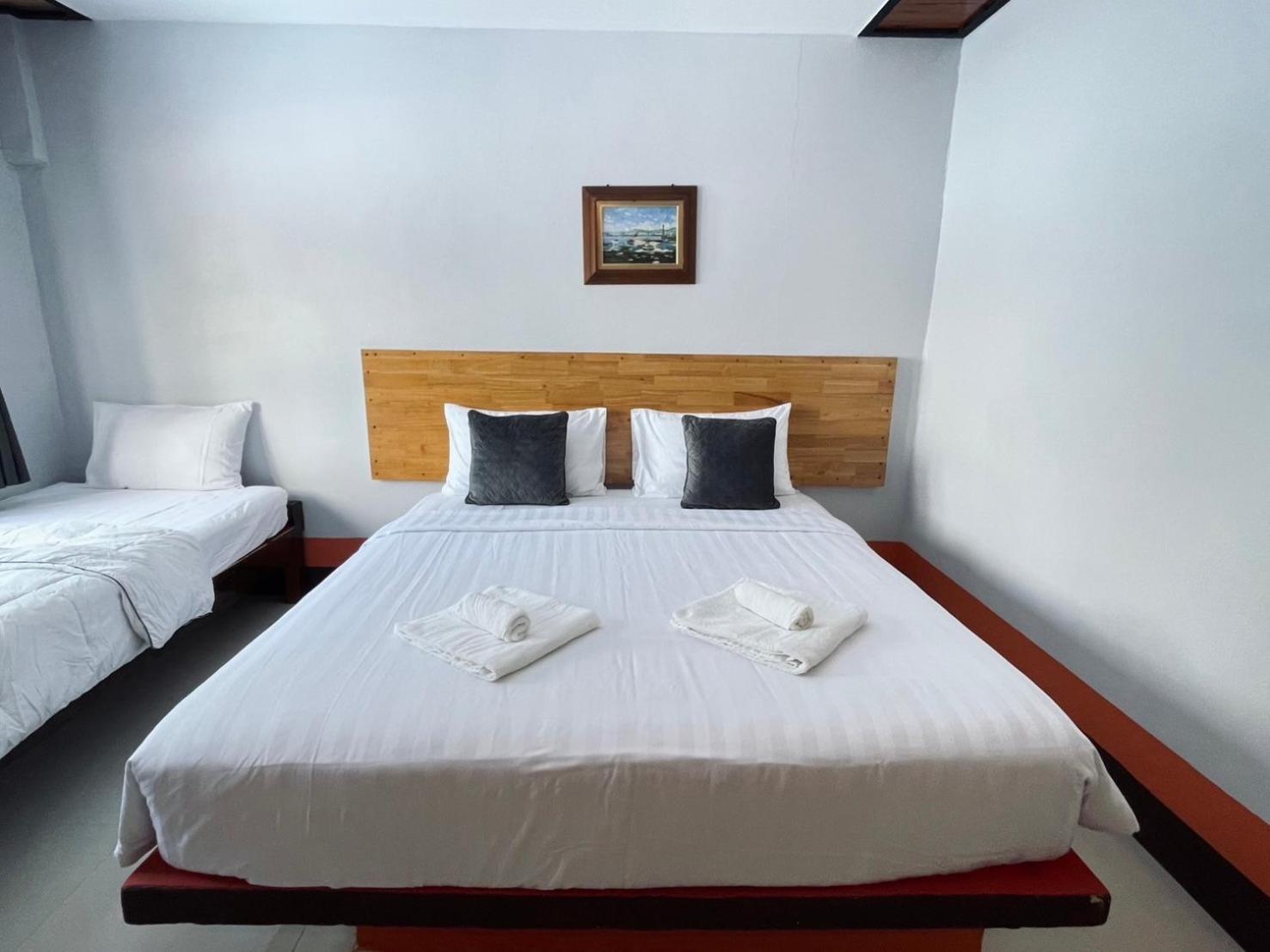 Mookboonchu Guesthouse ,Kohmook Trang Ko Mook Exterior photo