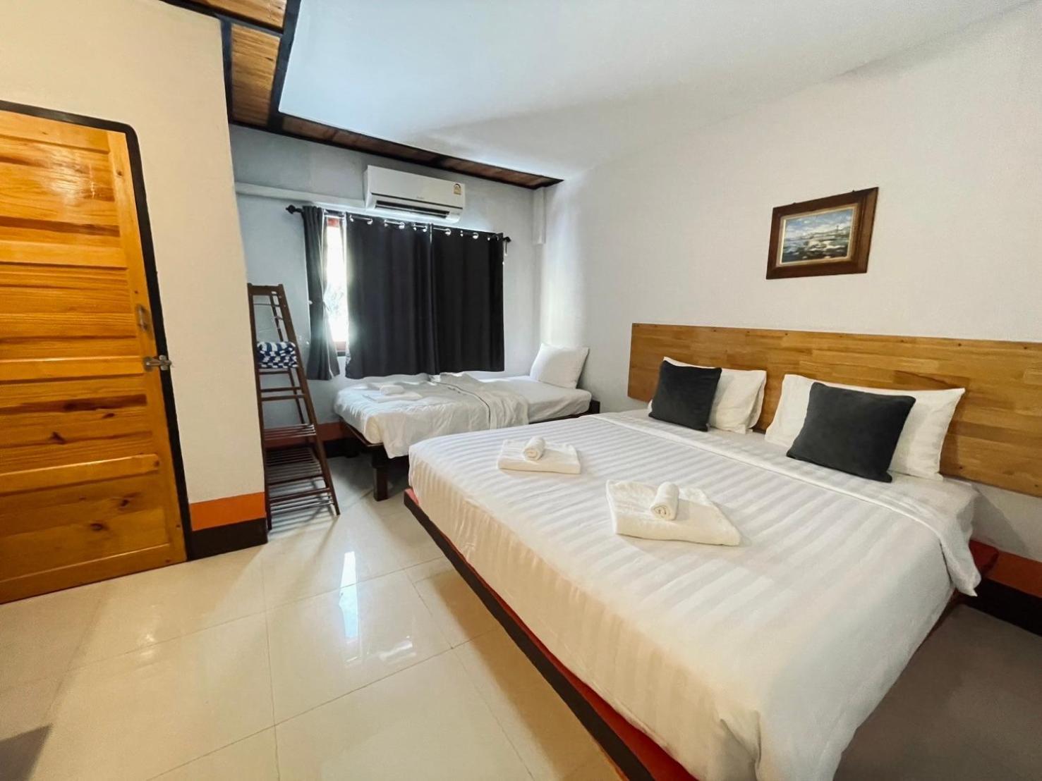 Mookboonchu Guesthouse ,Kohmook Trang Ko Mook Exterior photo