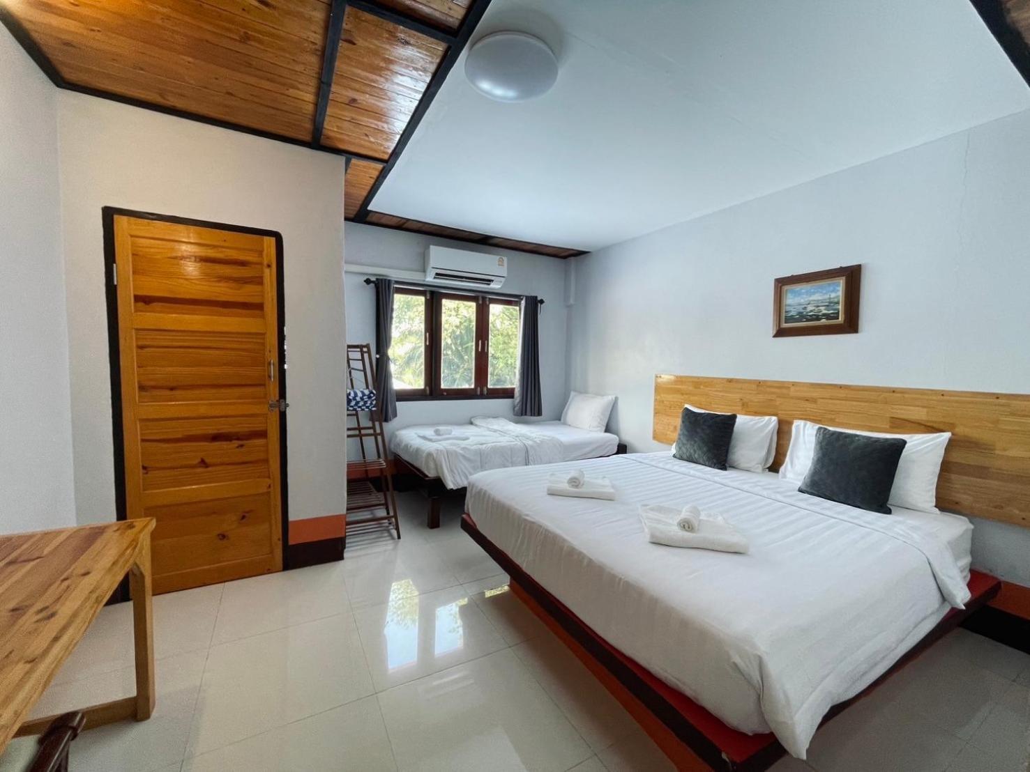 Mookboonchu Guesthouse ,Kohmook Trang Ko Mook Exterior photo