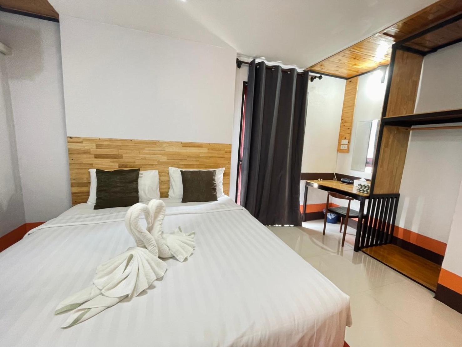 Mookboonchu Guesthouse ,Kohmook Trang Ko Mook Exterior photo